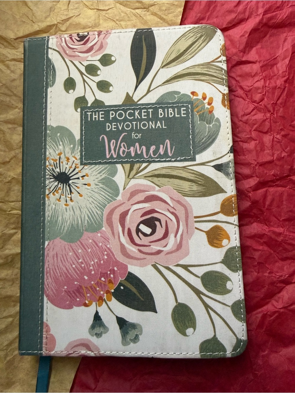 The Pocket Bible Devotional for Women - Floral Cover (Pink & Green)
